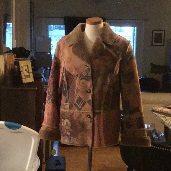 Woman’s jacket - Picture 1 of 3